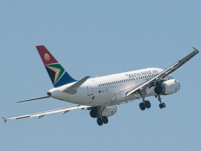 Airbus A320 re-joins South African Airways fleet 