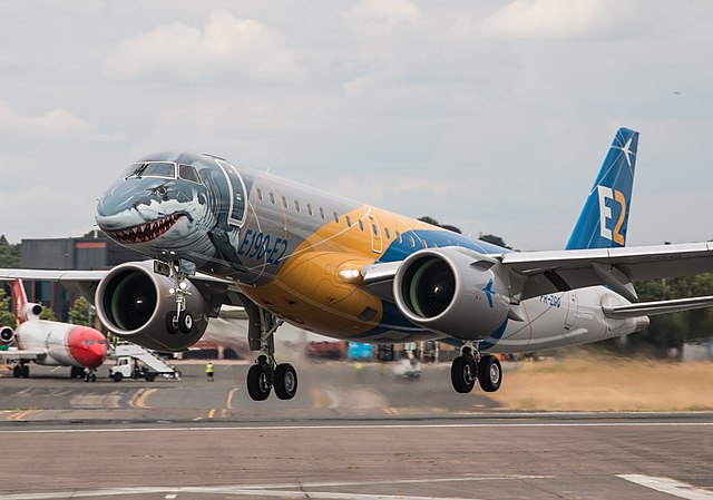Scoot leases first Embraer E190-E2 from Azorra